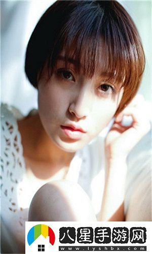 女方用嘴巴吃雞的吉尼斯世界紀(jì)錄：挑戰(zhàn)極限與趣味相結(jié)合的奇妙之旅！