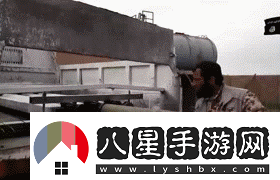 炎炎夏日再窮不能沒空調(diào)妹子驚嘆你連風(fēng)油精都不如