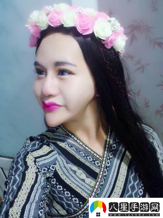 炎炎夏日再窮不能沒空調(diào)妹子驚嘆你連風(fēng)油精都不如