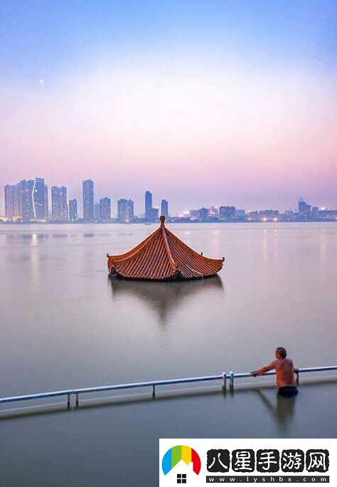 炎炎夏日再窮不能沒空調(diào)妹子驚嘆你連風(fēng)油精都不如