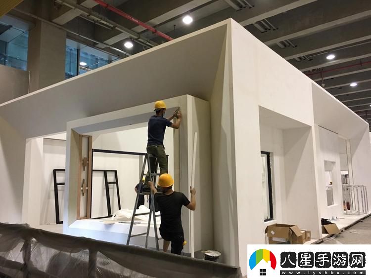 以下哪一項(xiàng)是專業(yè)從事會(huì)展活動(dòng)場(chǎng)地搭建的人員