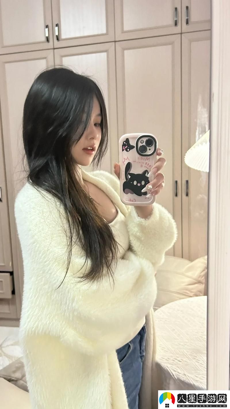 女學(xué)生被c扒衣服真人版震驚